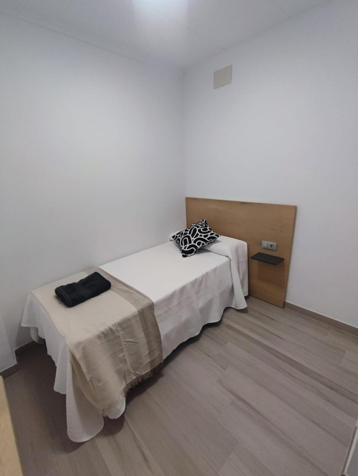 Casa Salvador, Escapada De Aventura Y Relax En Bunol Apartment Luaran gambar