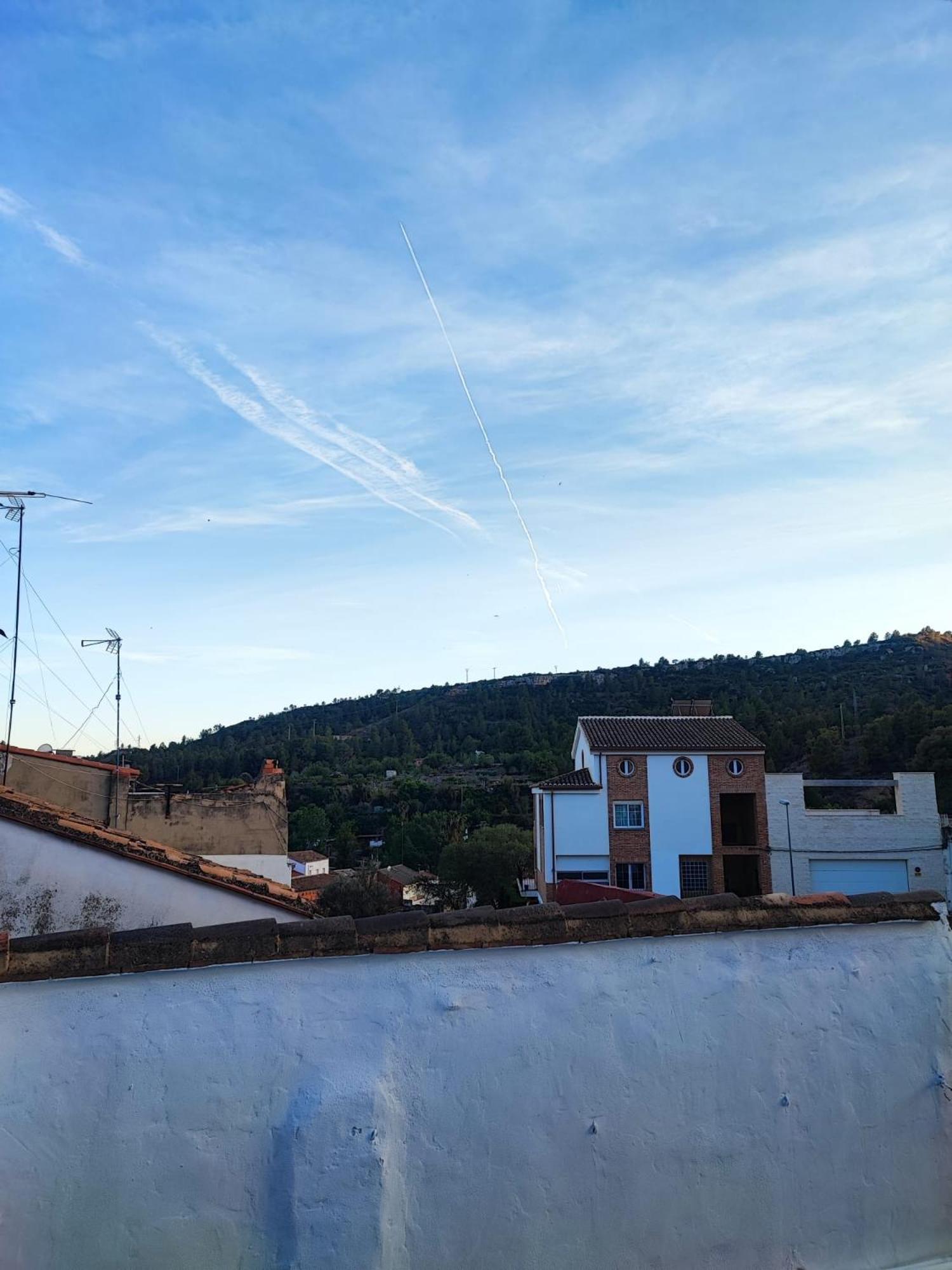 Casa Salvador, Escapada De Aventura Y Relax En Bunol Apartment Luaran gambar