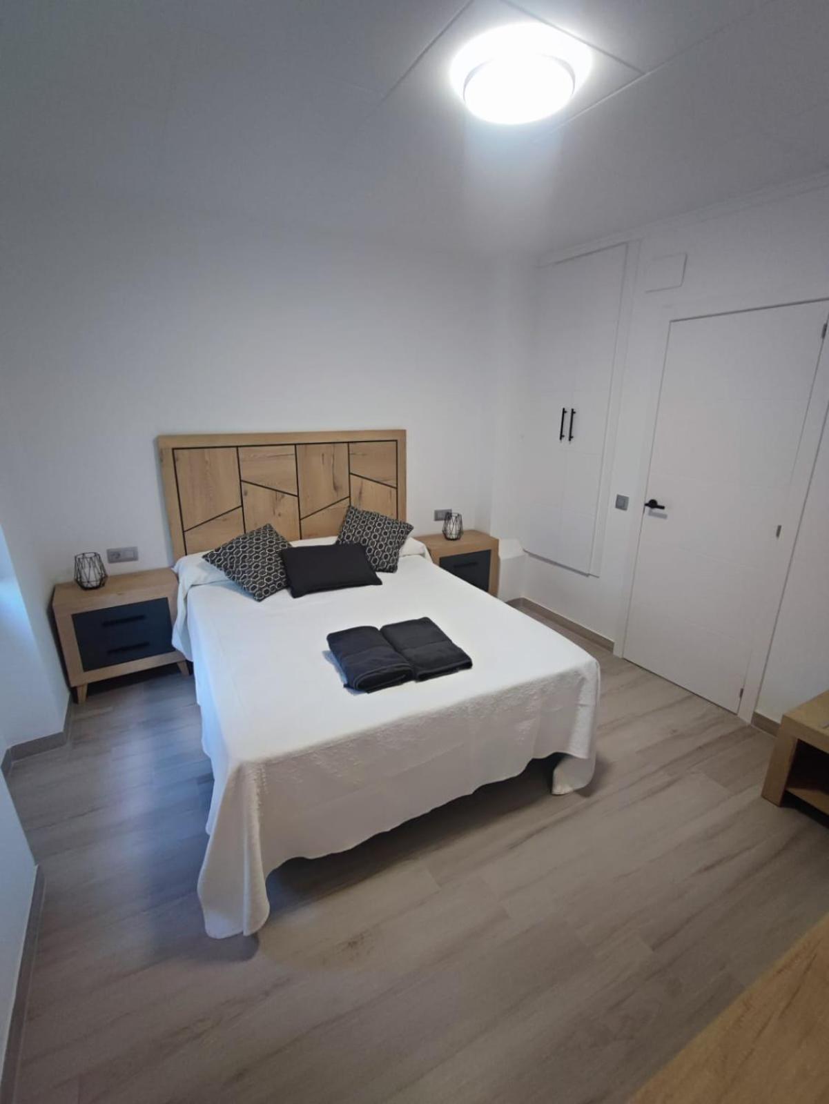 Casa Salvador, Escapada De Aventura Y Relax En Bunol Apartment Luaran gambar
