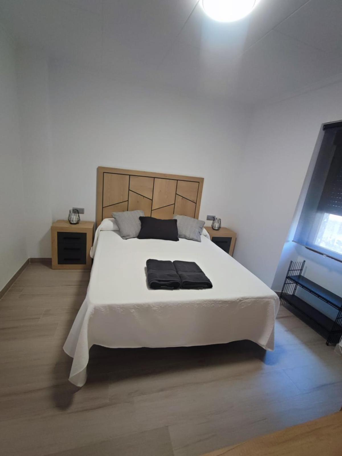 Casa Salvador, Escapada De Aventura Y Relax En Bunol Apartment Luaran gambar